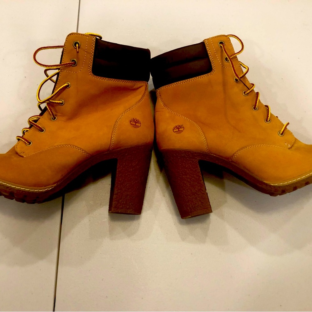 Women Timberland Chunky Heels Boots